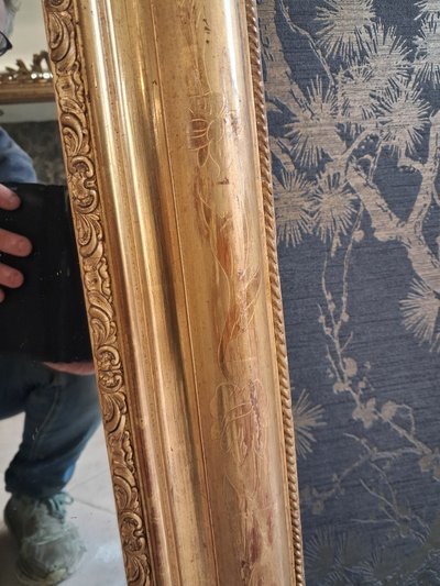 Louis Philippe period mirror, 161 x 90 cm, with pediment