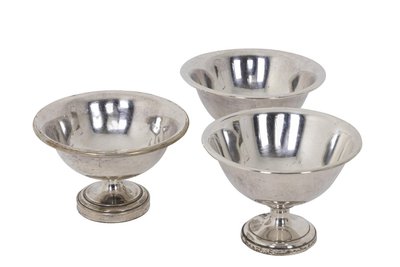 Cup in silvered metal, 1950’s LS4347