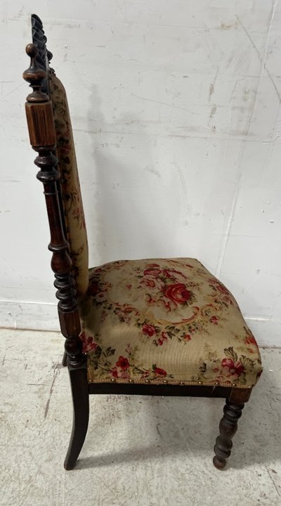 Napoleon III period solid wood chaise longue
