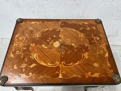 Louis XV style games table with inlaid decoration XX century