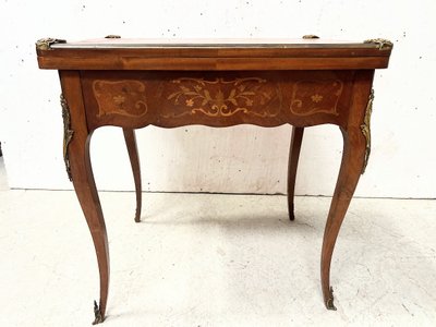 Louis XV style games table with inlaid decoration XX century