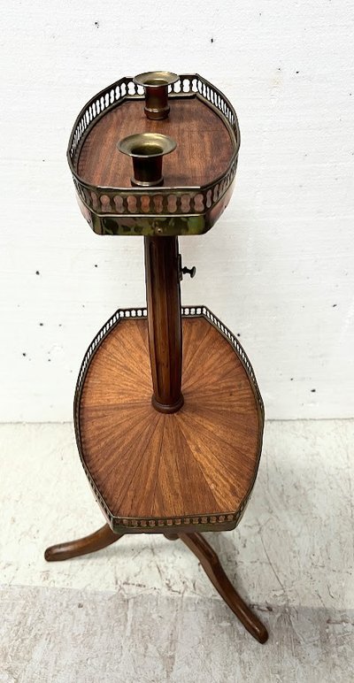 Louis XVI style mahogany dumb waiter XX century