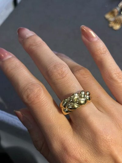 Van Cleef & Arpels Bague en or 18k à motif de torsade
