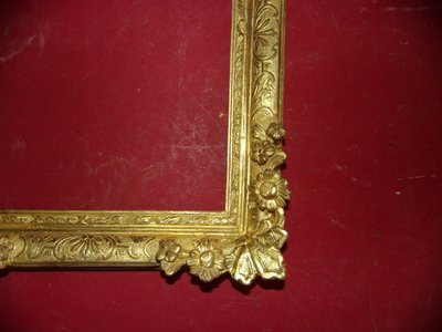 Cadre époque 19ème, En Bois Doré.