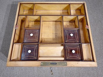 Petite Travailleuse en Bois Clair de Ceylan, style Louis XV – Milieu XIXe