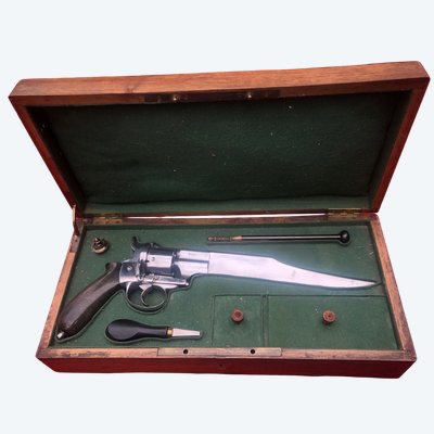 CUSTODIA DI UN COLTELLO REVOLVER DUMONTHIER CALIBRO 12MM CON SPILLO