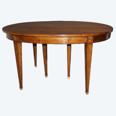 Table à Ceinture  Restauration en Noyer à trois allonges en Noyer XIXe