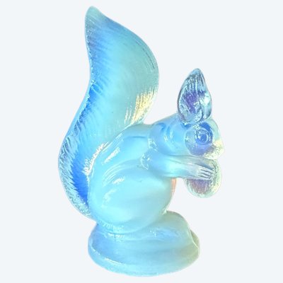 Eichhörnchen aus Opalglas - im Geschmack von Sabino - Art Deco