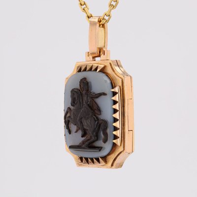Pendentif ancien camée agate 2 couches et initiales