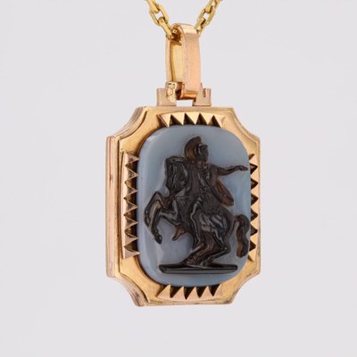 Pendentif ancien camée agate 2 couches et initiales