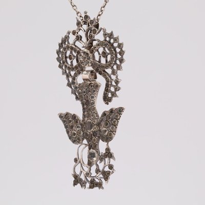 Collier ancien Saint Esprit argent