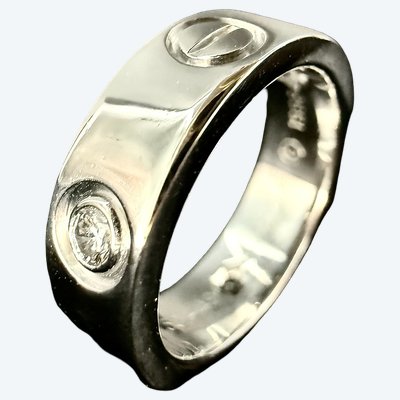 Anello d'oro bianco 18 carati, firmato/numerato da Cartier, modello Love, decorazione a vite