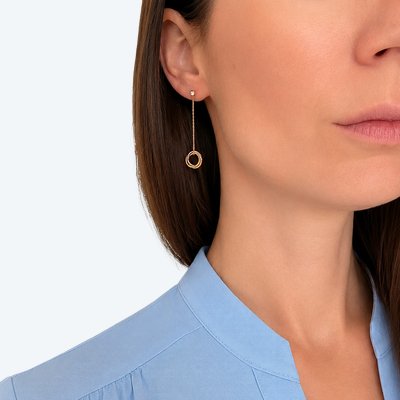 Ohrringe, drei 18K Gold, signiert von der Firma Cartier, Modell Trinity, 3 Ringe