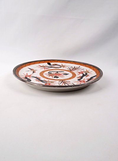 Grand plat en porcelaine style Imari contour en argent massif fin XIXe