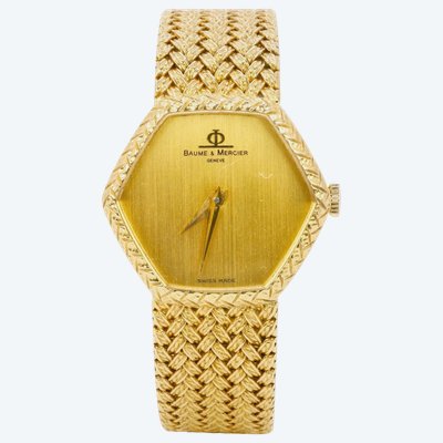 BAUME & MERCIER Montre vintage or jaune maille tressée