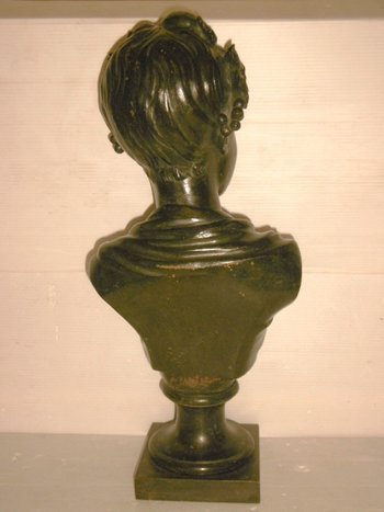 Busto firmato Lavergne