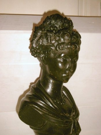 Busto firmato Lavergne