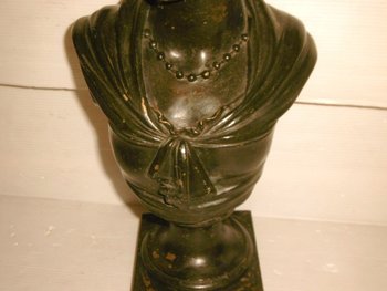 Busto firmato Lavergne