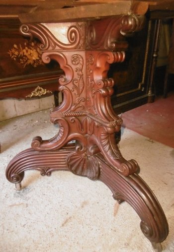 Library pedestal table 19th century
