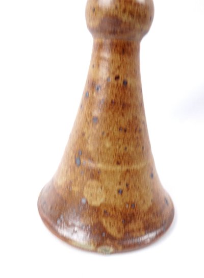 Candeliere in gres proveniente dalla regione di Morvan, firmato GRM, stile modernista, metà del XX secolo.