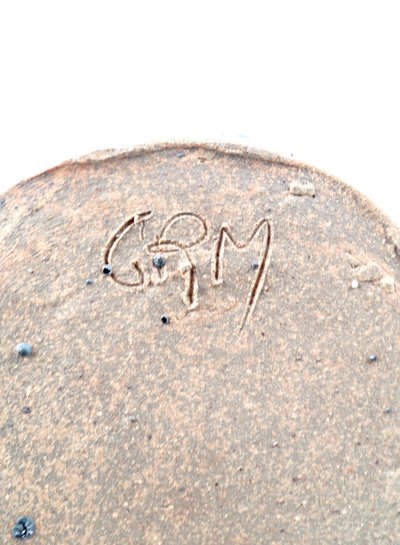 Candeliere in gres proveniente dalla regione di Morvan, firmato GRM, stile modernista, metà del XX secolo.