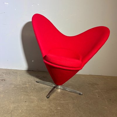 Verner Panton Heart Cone Sessel, rot, 1970er Jahre. Designikone.