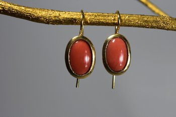 Orecchini di corallo