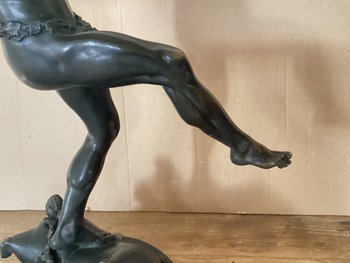 E.lequesne Bronzo con patina verde