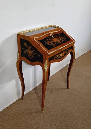 Bureau de Dame en Bois Précieux, style Louis XV, époque Napoléon III – 2ème moitié du XIXe