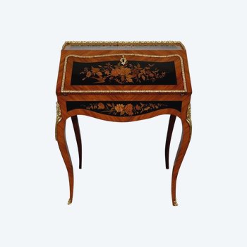 Bureau de Dame en Bois Précieux, style Louis XV, époque Napoléon III – 2ème moitié du XIXe