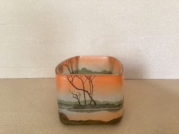 Planter signed Legras