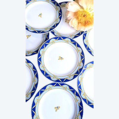 8 piatti da dessert modello “Urbini” della fabbrica Bernardaud di Limoges
