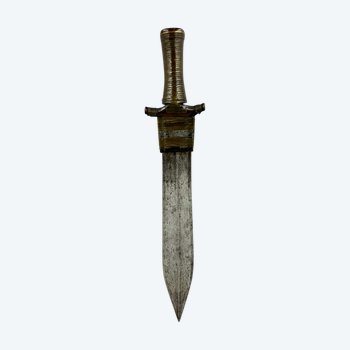 SHORT SWORD called ntsakh or fa - First half of the 20th century - Fang culture, Cameroon