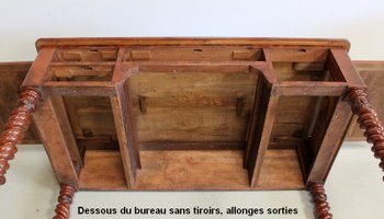 Flacher Mahagoni-Schreibtisch, Restaurationszeit – Anfang des 19. Jahrhunderts