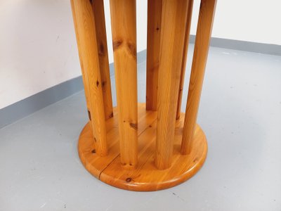 Table à manger ronde scandinave vintage style Rainer Daumiller en pin des années 60 70 avec rallonge