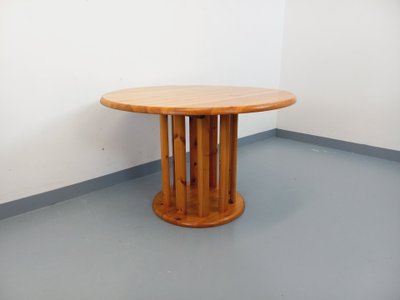 Table à manger ronde scandinave vintage style Rainer Daumiller en pin des années 60 70 avec rallonge