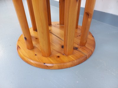 Table à manger ronde scandinave vintage style Rainer Daumiller en pin des années 60 70 avec rallonge
