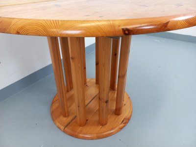 Table à manger ronde scandinave vintage style Rainer Daumiller en pin des années 60 70 avec rallonge