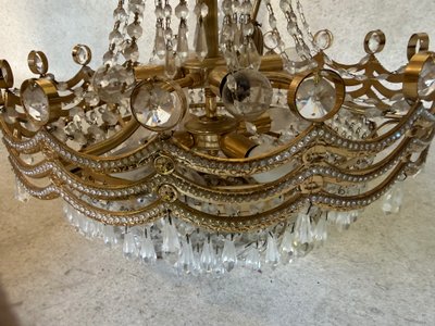 Modern basket chandelier
