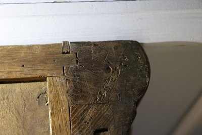 Kommode Louis XVI, gestempelt Weisweiler