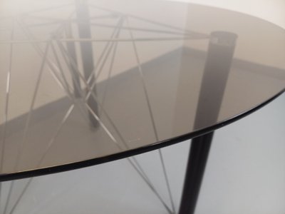 Table à manger ronde vintage en verre fumé, métal noir et métal chromé des années 80