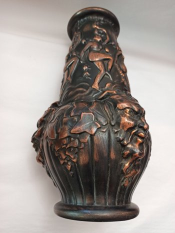 Pair of electroplated bases
