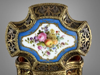 NAPOLEONE III CASSA TRAFORATA IN BRONZO DORATO/ARGENTO CON PLACCA DI SÈVRES