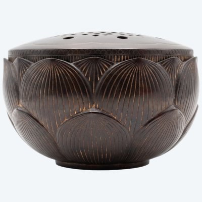 Brûle-parfum lotiforme en Bronze Patiné époque Meiji (1868-1912)