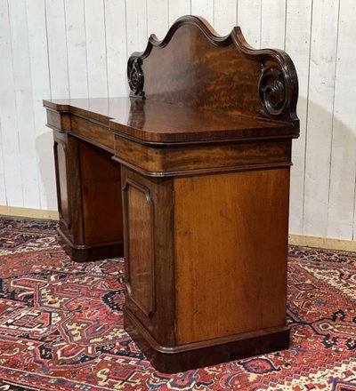 Servizio da tavola vittoriano del XIX secolo in mogano 