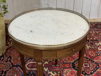 Tavolino in stile Luigi XVI in mogano e marmo degli anni '60