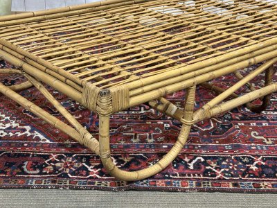 Lettino in rattan e bambù degli anni '60 