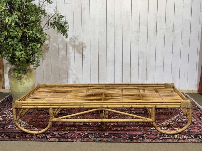 Lettino in rattan e bambù degli anni '60 