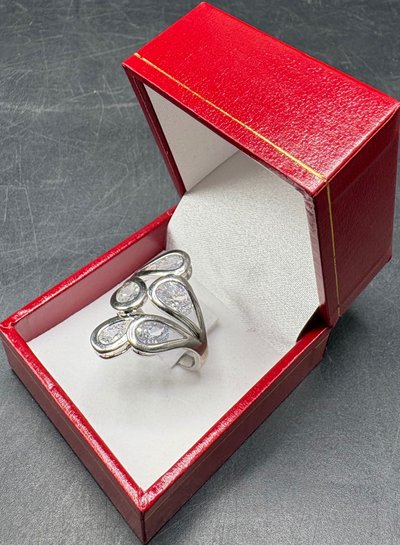 ANELLO IN METALLO E QUARZO 