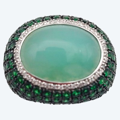 Anello con pietra a sfera "Menthe", cabochon di quarzo verde, diamanti e tsavoriti